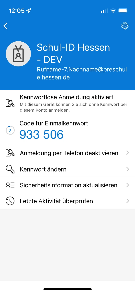 Microsoft Authenticator mit dem Hinweis Kennwortlose Anmeldung aktiviert.